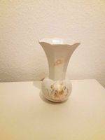 VASE Jaeger Bavaria Germany mit Goldrand + Goldmotive wie neu Hessen - Fuldatal Vorschau