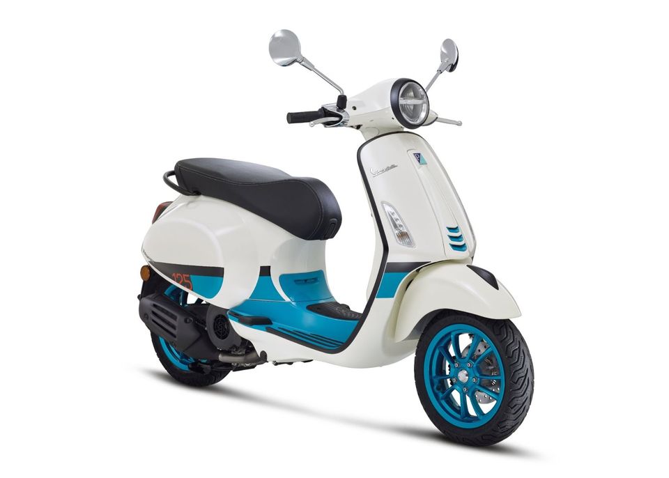 Vespa Primavera 125 Vibe weiß - neu - Aktion Modell 2023 in Ingolstadt