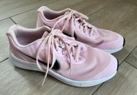 Nike Turnschuhe Damen Größe 38,5 Rheinland-Pfalz - Hermeskeil Vorschau