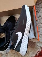 Sportschuhe Nike gr.45 NEU Hessen - Wetzlar Vorschau