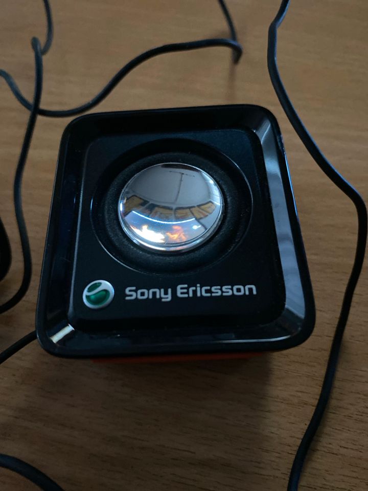 Sony Ericsson Lautsprecher in Kirchen (Sieg)