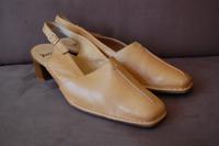 NEUE Pumps ARA asu LEDER Schuhe braun Damen  Gr. 40 Sachsen-Anhalt - Thale Vorschau