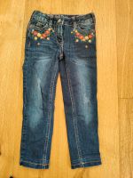 Jeans *Blumen*, Gr. 104 Sachsen-Anhalt - Gerwisch Vorschau