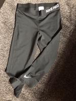 Nike Pro 3/4 Sporthose Neu Schwarz  Gr.L Nordrhein-Westfalen - Bad Oeynhausen Vorschau