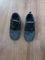 Slipper Sneaker  Halbschuhe Größe 30 Niedersachsen - Oetzen Vorschau