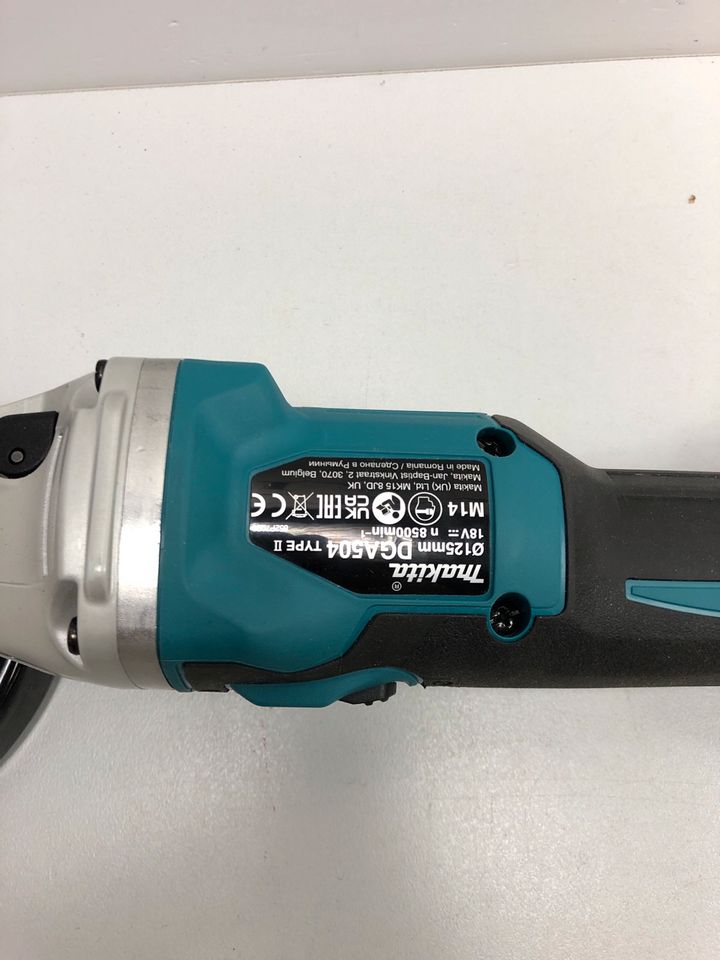 MAKITA 18V Akku-Winkelschleifer DGA504Z in Bochum