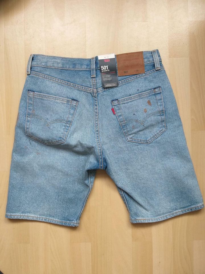 Levis Shorts 501 W30 Levi's Jeans S Hose *Neu* in Berlin