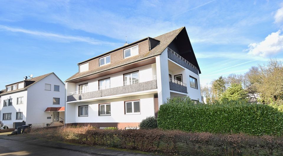 Großzügiges Architektenhaus in beliebter Lage mit schönem Garten und Fernsicht. Wohnen und Vermieten - hier ist beides möglich! in Trier