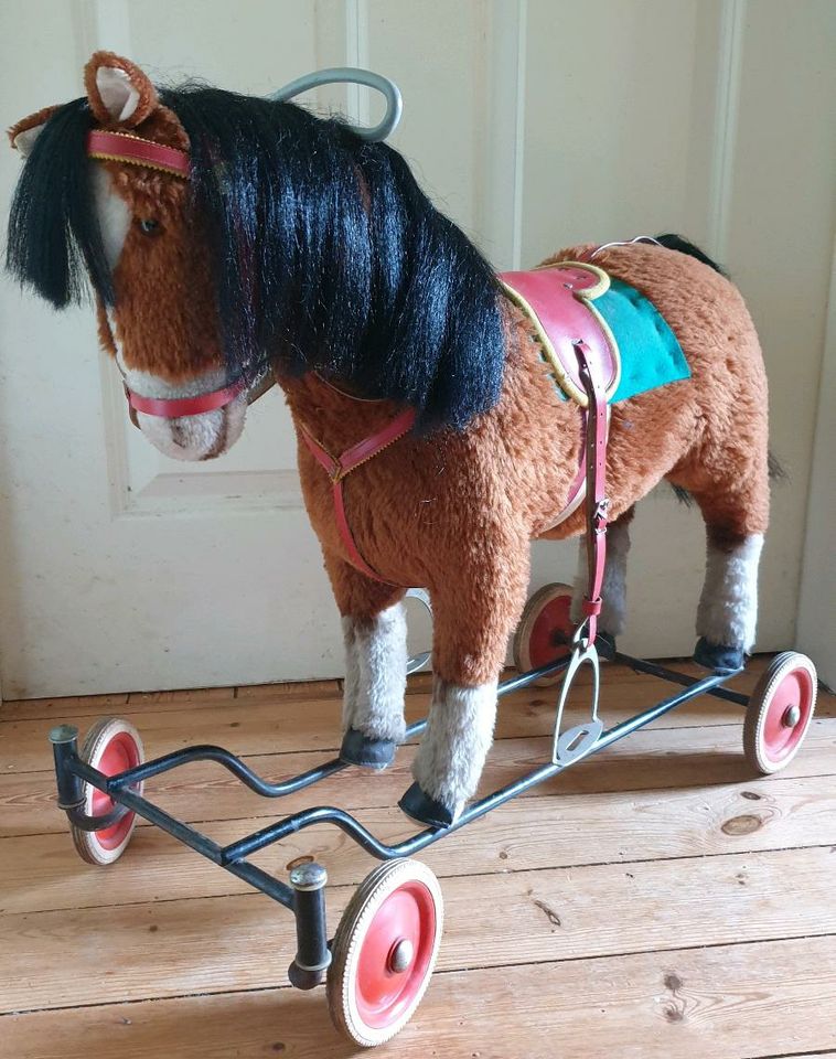 Steiff Reit-Pony Schaukelpferd antik mit Stimme in Hamburg