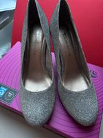 Tamaris Highheels Glitzer große 39 Niedersachsen - Braunschweig Vorschau