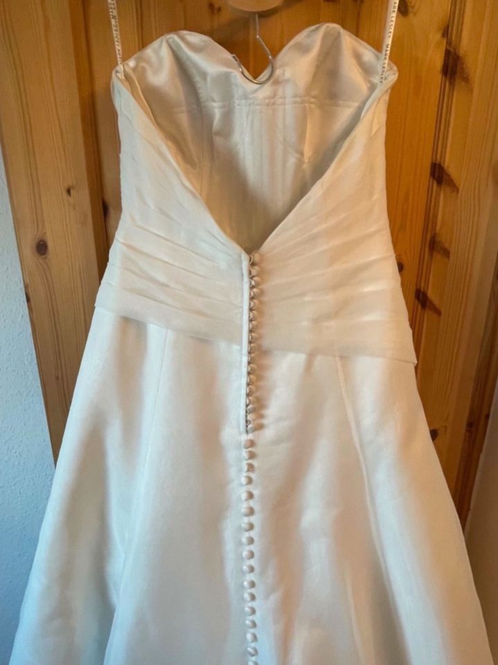 Brautkleid - Mark Lesley - Gr. 42/44 in Leverkusen