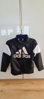 Adidas Jacke, 120 cm Niedersachsen - Osloß Vorschau