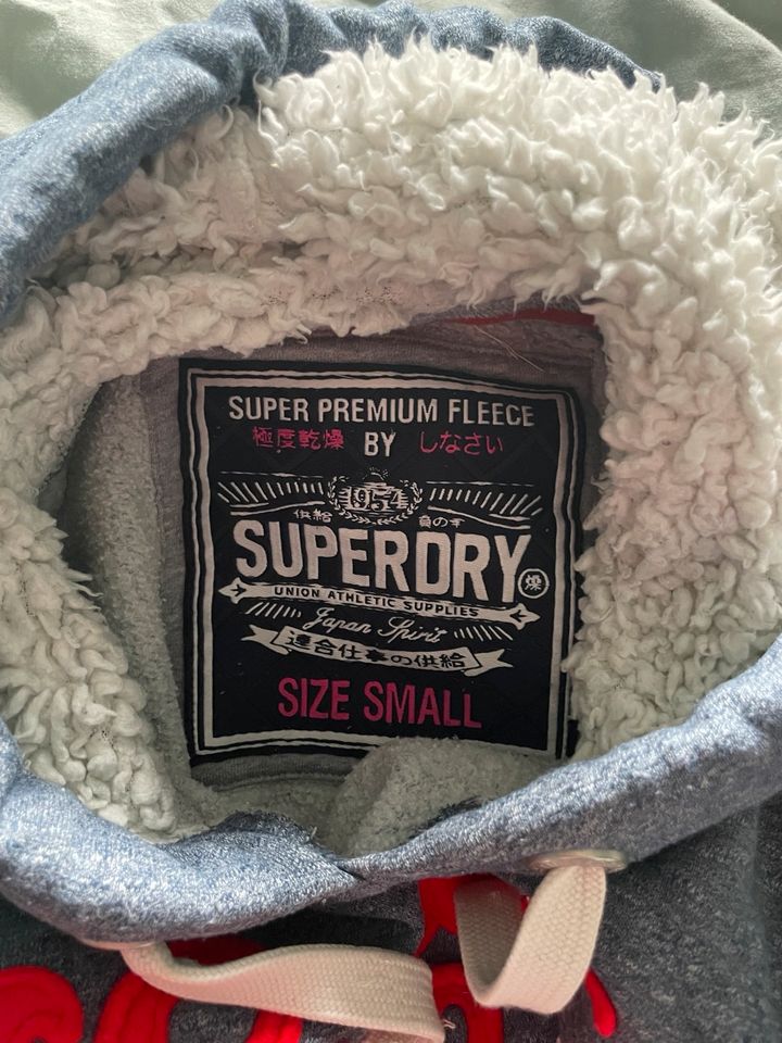 Superdry Hoodie in Pirna