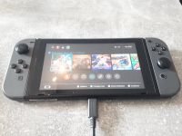 Nintendo Switch Konsole 2019 in grau/schwarz (sehr guter Zustand) Nürnberg (Mittelfr) - Leyh Vorschau