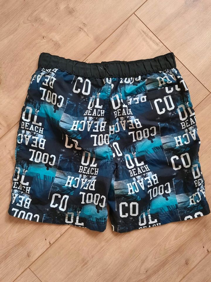 neu SET 2× BADEHOSE/BADESHORTS c&a Gr 158/164 in Helbra