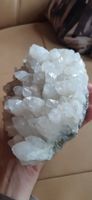 2,408 Kg schweres zauberhaftes Bergkristall Beet mit Pyrit Kiel - Mitte Vorschau