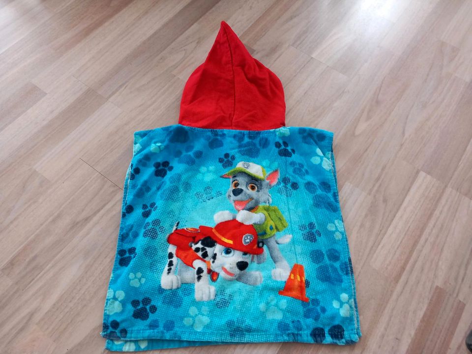 Badeponcho mit Kapuze, Paw Patrol in Arnstein