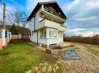 Ein dreistöckiges Haus mit Hof im Dorf Goritsa, Bulgarien Nürnberg (Mittelfr) - Mitte Vorschau