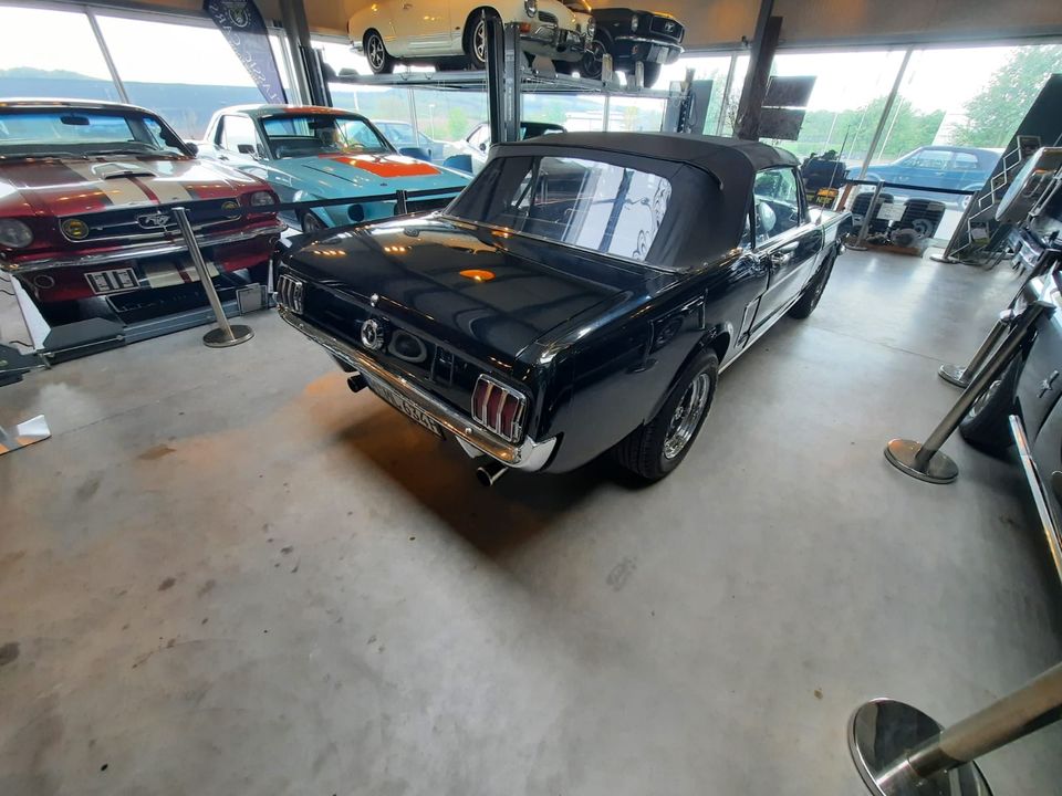 1965 Ford Mustang Cabrio *HU & H *guter Zustand *V8 Automatik in Hameln