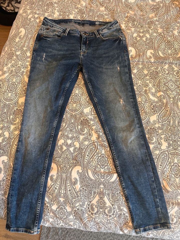 Jeans Gr. 38/40 in Krefeld