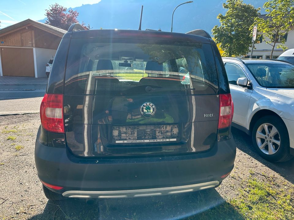 Skoda Yeti 1.8 Tsi 4x4 -für Export- in Farchant