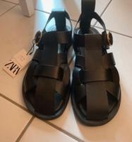 Zara Flache Riemchensandale Leder Gr.40 Neu Wuppertal - Oberbarmen Vorschau