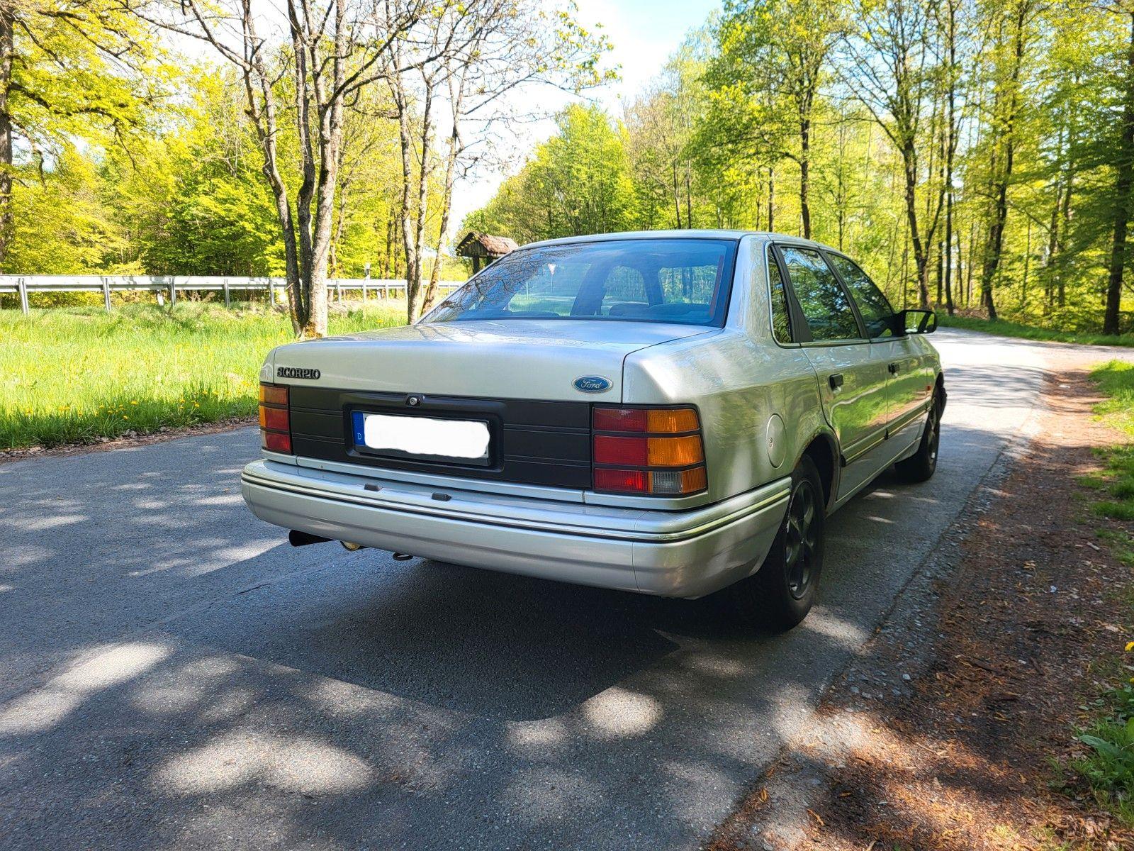 Abbildung des Autos Ford Scorpio