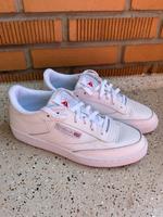 Neu: Reebock Sneaker ungetragen Größe 41 in weiß München - Sendling-Westpark Vorschau