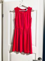 H&M Divided Damen Kleid rot mit Spitze gr. 34 Niedersachsen - Barendorf Vorschau