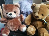 2 Teddybären und der 1 giebt es gratis dazu Hessen - Neu-Isenburg Vorschau