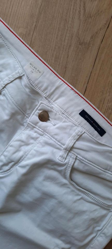 Weiße Milan Tommy Hilfiger Hose in gr.29 in Dillingen (Saar)