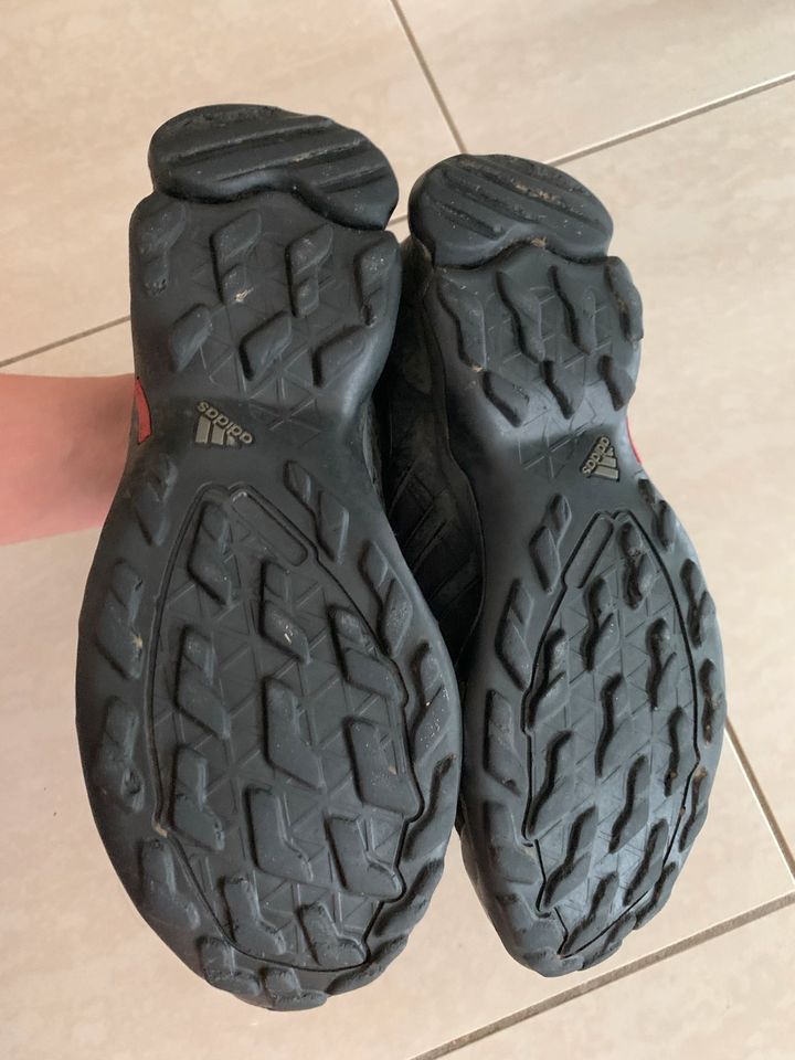 Wanderschuhe - Adidas - GORE-TEX - 42,5 Gr. in Soest