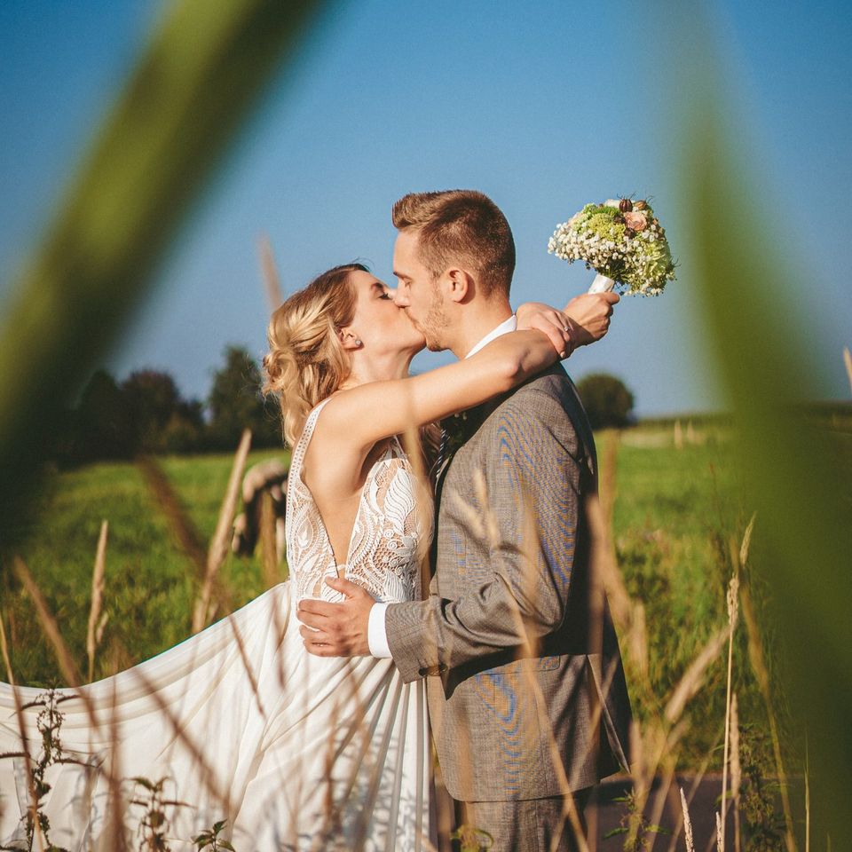 Hochzeitsfotograf - Brautpaarshooting oder Hochzeitsreportage in Issum