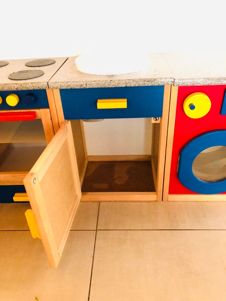 Küche für Kinder drei Teile mit Waschmaschine Herd Backofen in Wolfsburg