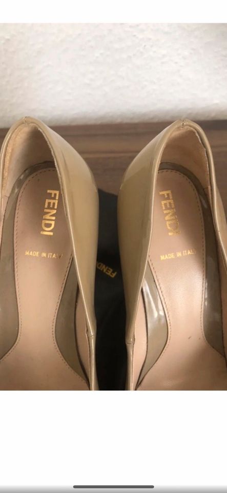 Fendi Pumps 100% Original in Korntal-Münchingen