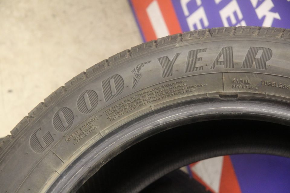 2 Sommerreifen Good Year Efficient Grip 225/55 R19 99V in Rüsselsheim