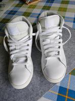 Nike Sneaker Gr. 37,5 Nordrhein-Westfalen - Jüchen Vorschau