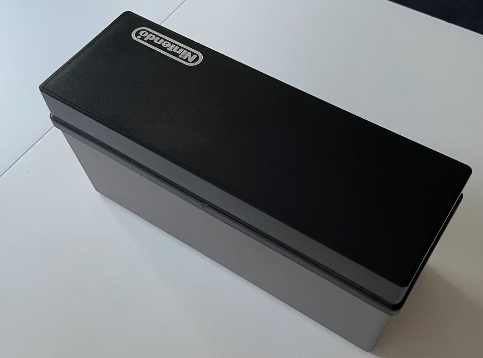 Nintendo NES,original Aufbewahrungsbox für 10 Spiele in Reinbek