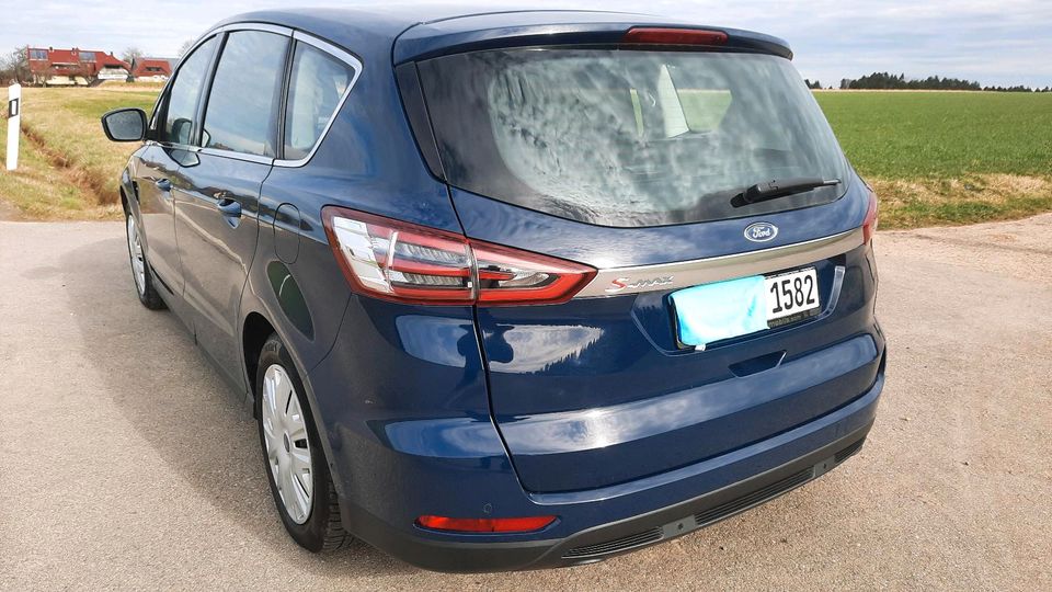 Ford S Max Titanium. ATM 166.850KM in Alfdorf