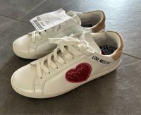 Love Moschino Schuhe Turnschuhe Gr.37 Neu Herz Nordrhein-Westfalen - Eschweiler Vorschau