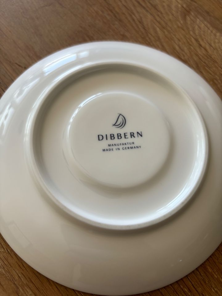 Dibbern Teetassen mit Untertassen "Fine Bone China" weiß 6 Sets in Tarp