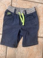 Blaue H&M Shorts Gr 86 für 2,50 Euro Niedersachsen - Holle Vorschau