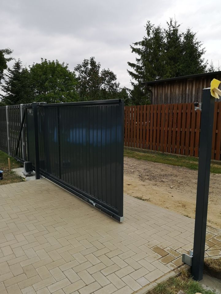 Polnische Zäune, Schiebetore, Balkongeländer, Carport, Außentrepp in Stendal