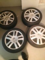 Sommerreifen 225/45 R17 auf Original VW Alu Felgen Nordrhein-Westfalen - Soest Vorschau