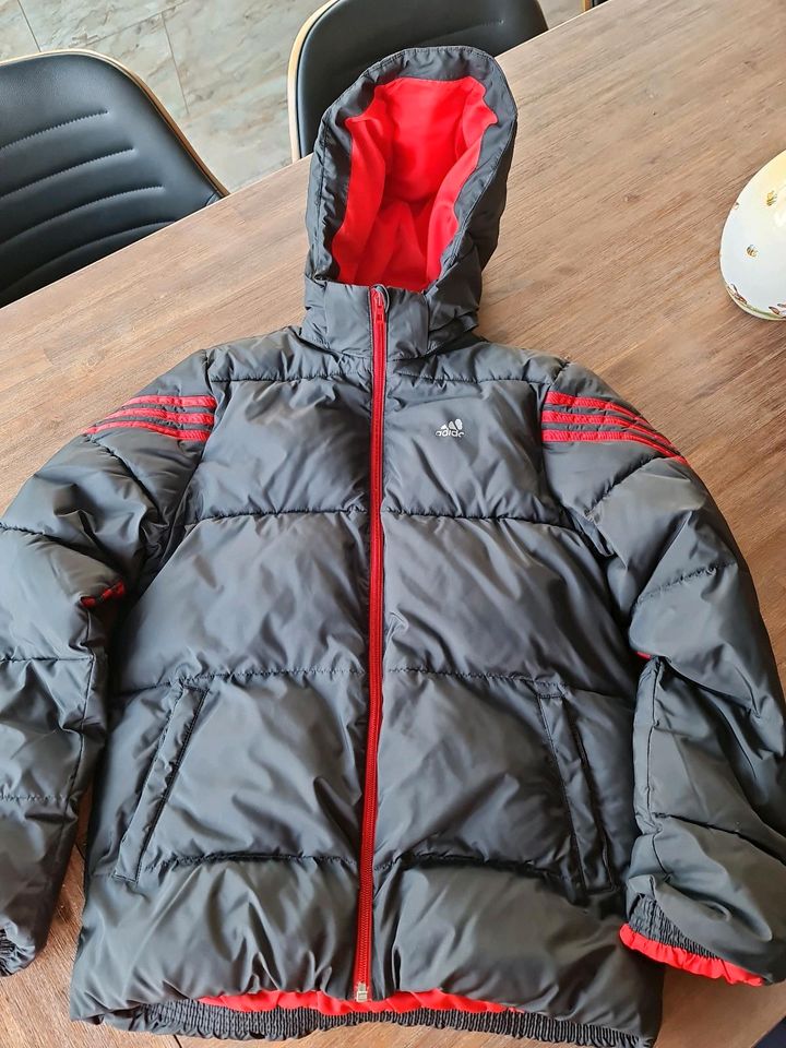 Adidas Daunenjacke Winterjacke Jacke 152 warm in Pulsnitz