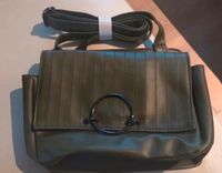 Damen AVON Tasche Umhängetasche Farbe: olive  NEU Rheinland-Pfalz - Oberzissen Vorschau