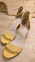 Sandalen gelb Schuhe Pumps 40 Bayern - Schönthal Vorschau