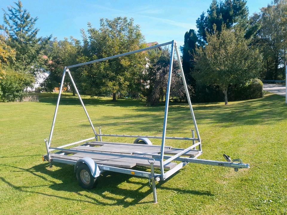Anhänger Werbeanhänger Jägerstand Fahrgestell Autoanhänger in Bockhorn