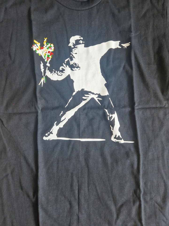 Banksy Shirt Flower Hooligan T-Shirt Gr L in Hannover