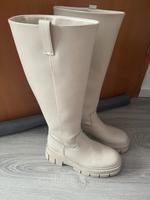 Hohe Stiefel in beige Nordrhein-Westfalen - Lotte Vorschau